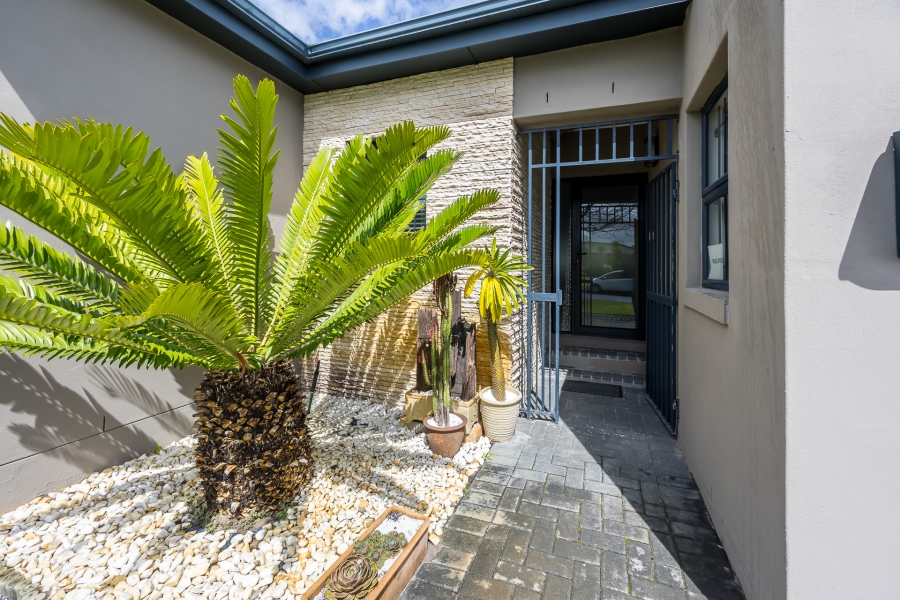 3 Bedroom Property for Sale in Sonkring Western Cape